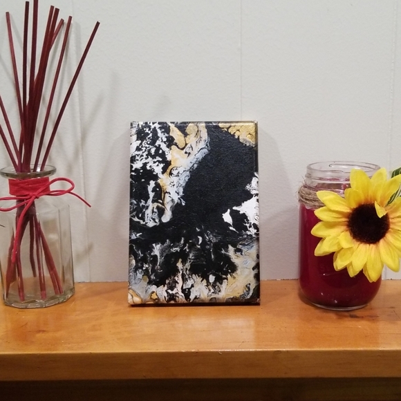 5"x7" Handmade Paint Pour - Picture 1 of 6